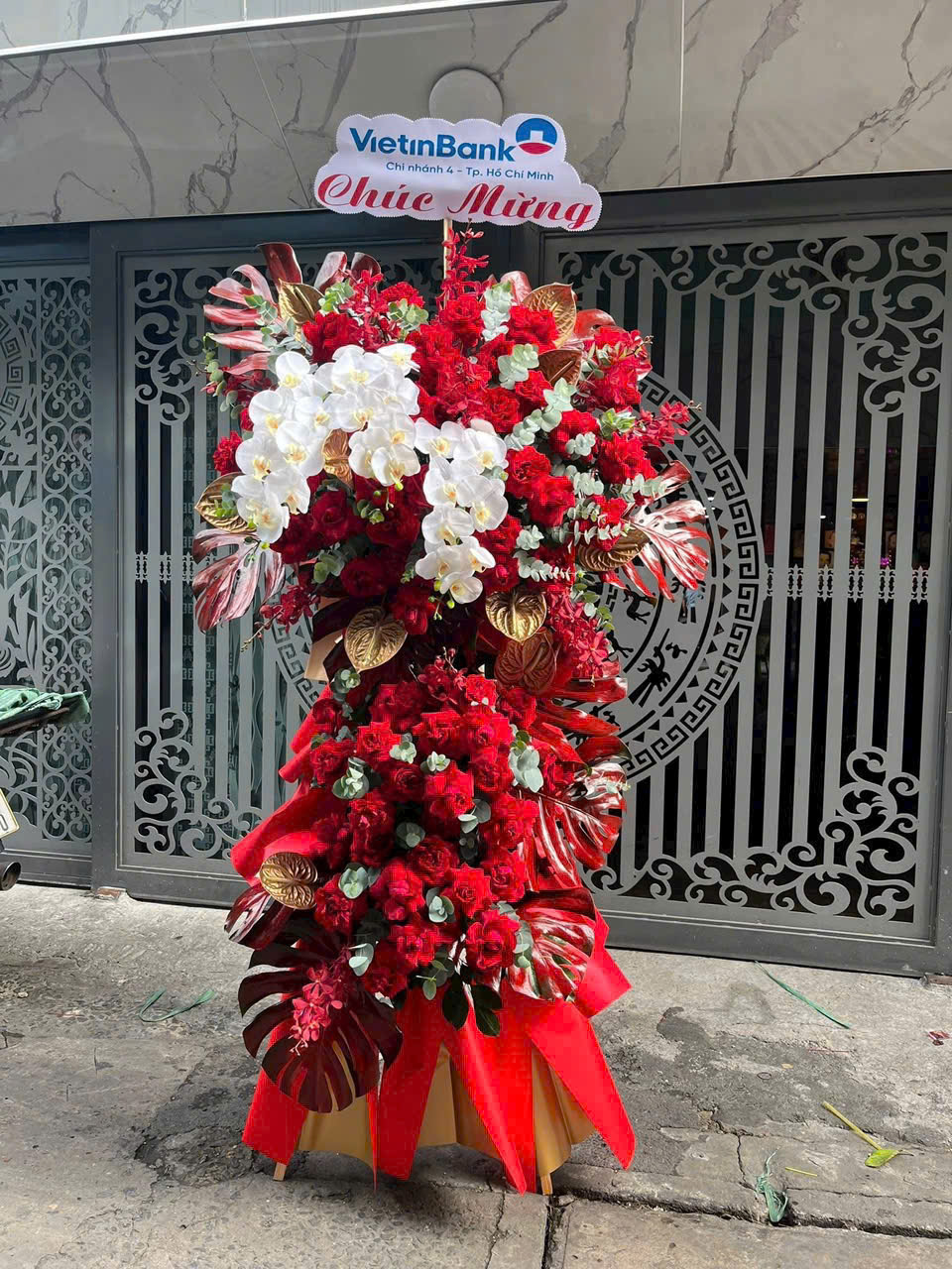 gen-h-z7053522347042_1e9b135d17d23ef8175f5502de18f29b