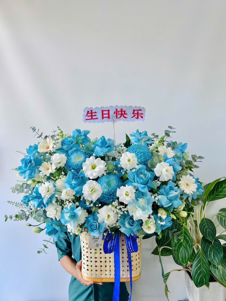 gen-h-z7348046730748_803bd44a288875e94def16e187eaf92b